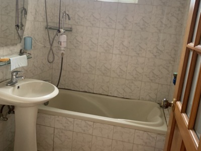 4室2廳2陽(yáng)臺(tái) 金安小區(qū)