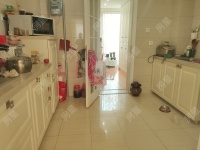 4室2廳2陽臺(tái) 金岸春天客廳