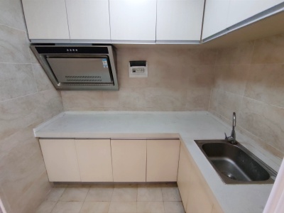 1室1廳1陽臺 鑫世界