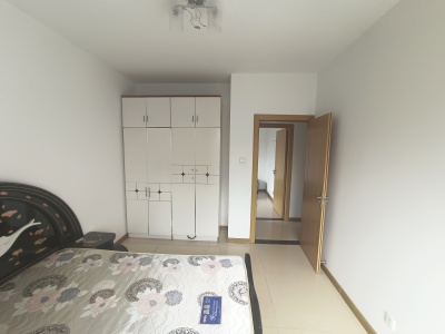 3室2廳2陽臺 銘門高第