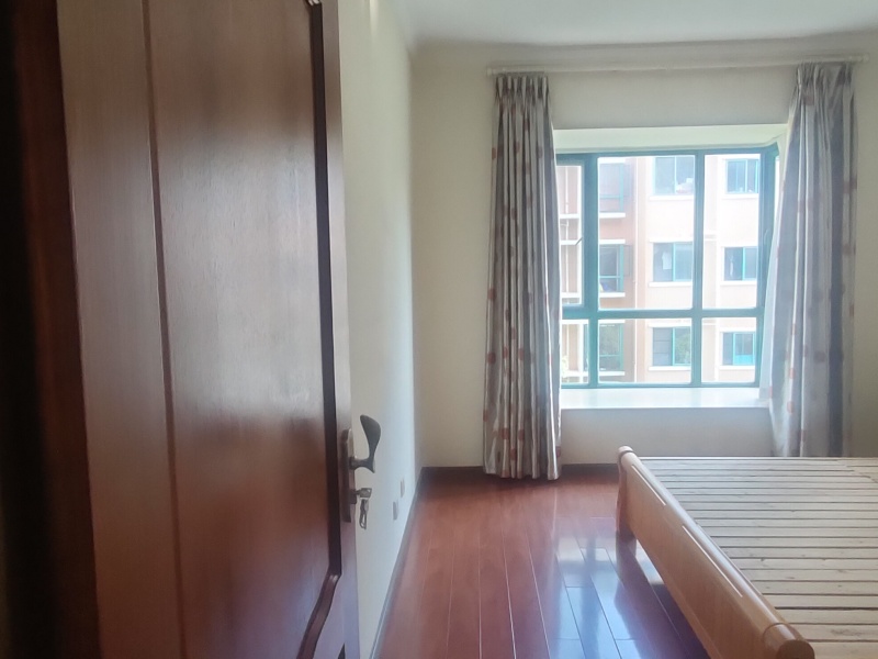 3室2廳1陽臺 佳湖花園其他