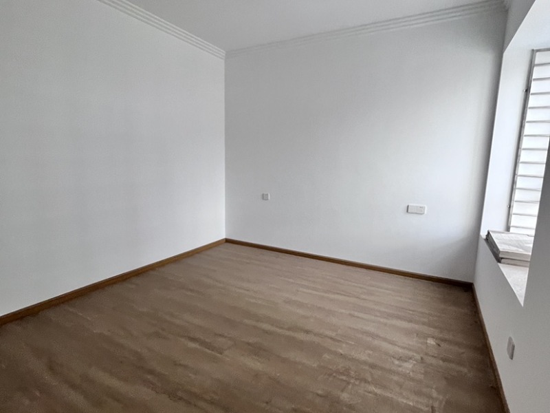 3室2廳 環(huán)衛(wèi)小區(qū)臥室