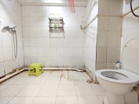 4室2廳1陽臺 86街公寓U2公寓衛(wèi)生間