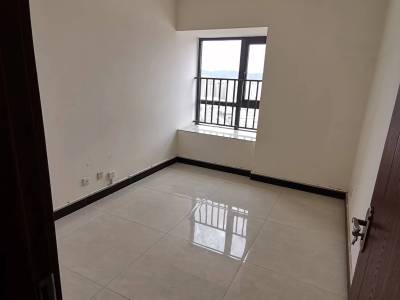 3室2廳1陽(yáng)臺(tái) 金泰國(guó)際一期臥室