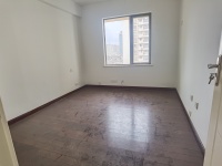 3室2廳1陽(yáng)臺(tái) 銀海城市花園臥室