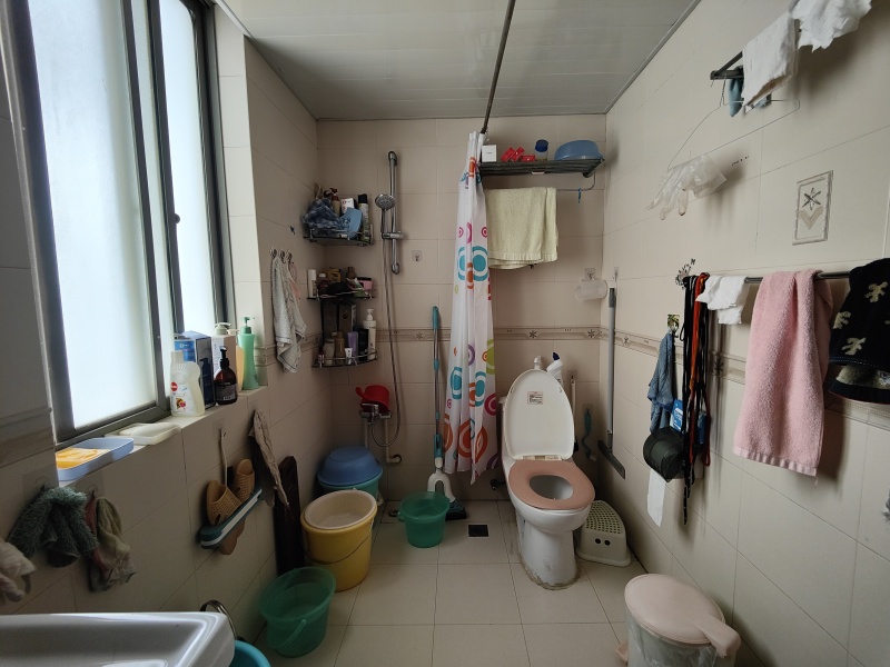 3室2廳2陽臺(tái) 銀海城市花園其他