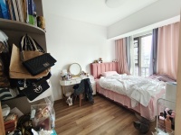 4室2廳2陽臺(tái) 俊發(fā)城茉莉苑臥室