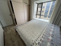 2室2廳1陽臺 國?，F(xiàn)代城薔薇苑臥室