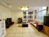 4室2廳1陽臺 86街公寓U2公寓客廳