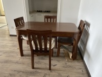 2室2廳1陽臺 國?，F(xiàn)代城薔薇苑餐廳