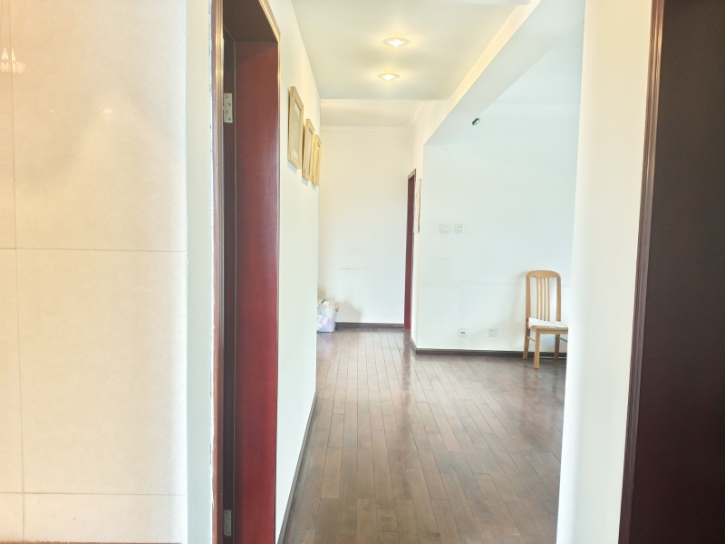 3室2廳2陽臺 東驤神駿一期其他