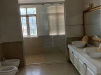 5室3廳2陽臺 西山別墅別墅衛(wèi)生間