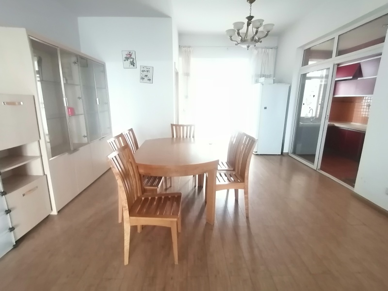 4室2廳2陽臺(tái) 湖畔之夢(mèng)餐廳