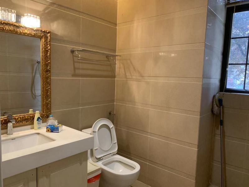 5室3廳2陽臺 西山別墅別墅衛(wèi)生間