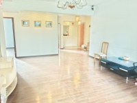 3室2廳2陽臺 東驤神駿一期客廳