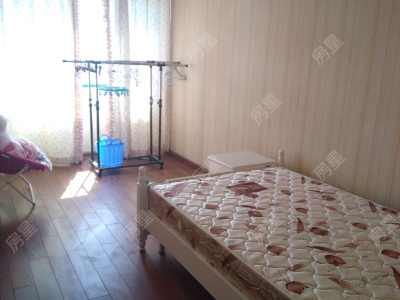 4室2廳1陽臺(tái) 金碧陽光