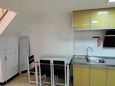 1室1廳 西城時(shí)代A3地塊錦繡苑