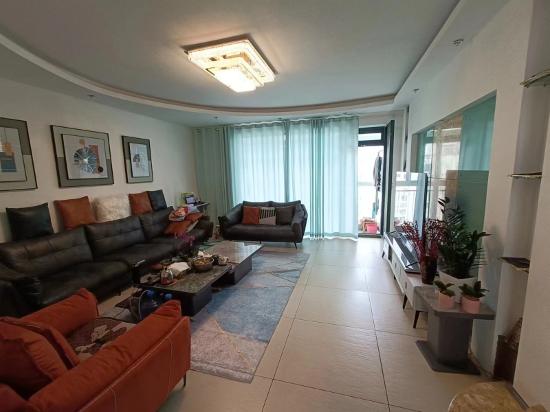 4室2廳4陽臺 金桂苑客廳