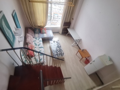 1室1廳1陽(yáng)臺(tái) 可樂(lè)公寓餐廳