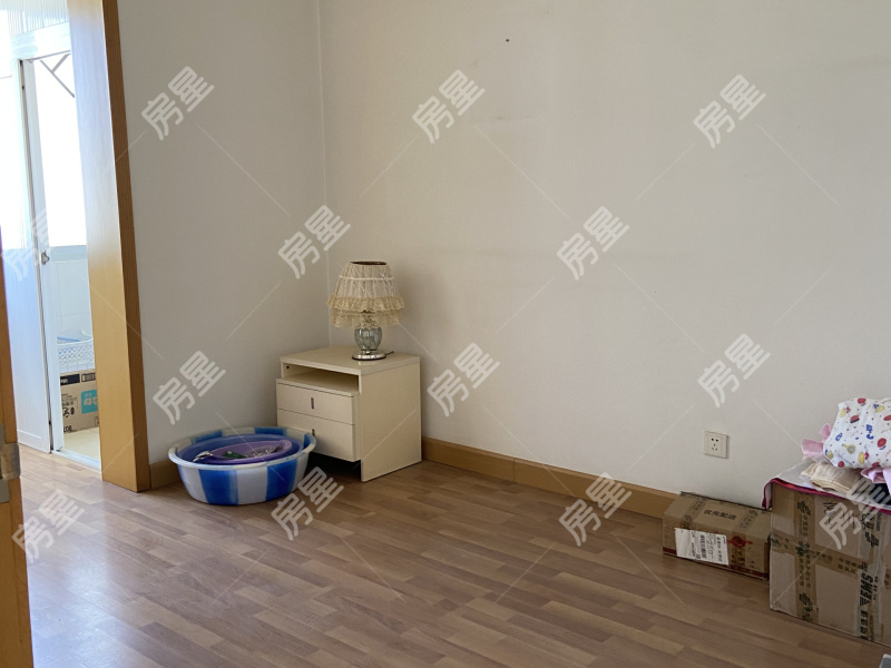 3室2廳1陽臺 無線電廠宿舍（建設(shè)路238號）臥室