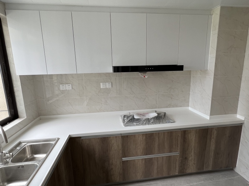 4室2廳2陽臺 綠地滇池國際健康城廚房