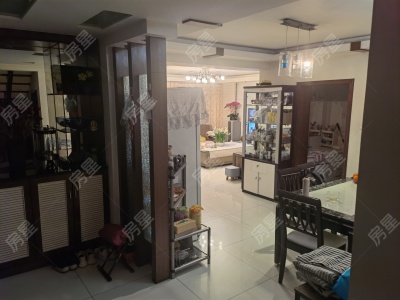 5室2廳3陽(yáng)臺(tái) 西麗園門(mén)廳