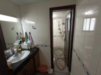 4室2廳4陽臺 金桂苑衛(wèi)生間