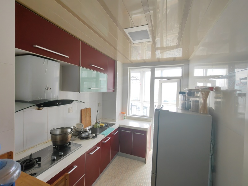 3室2廳1陽臺 中央麗城餐廳