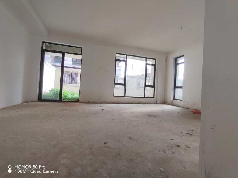 5室2廳2陽臺 昆明恒大云璽別墅客廳