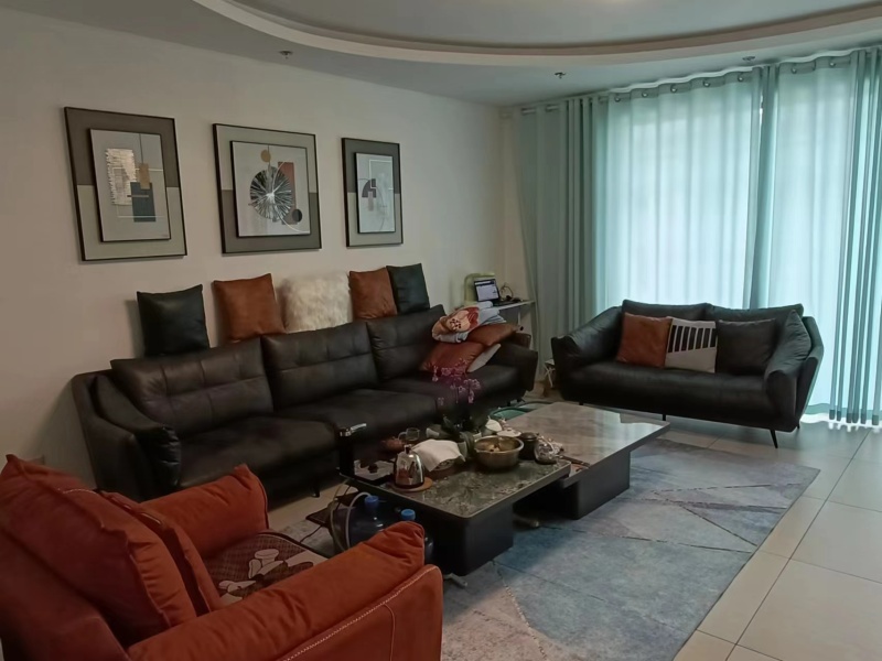 4室2廳4陽臺 金桂苑客廳