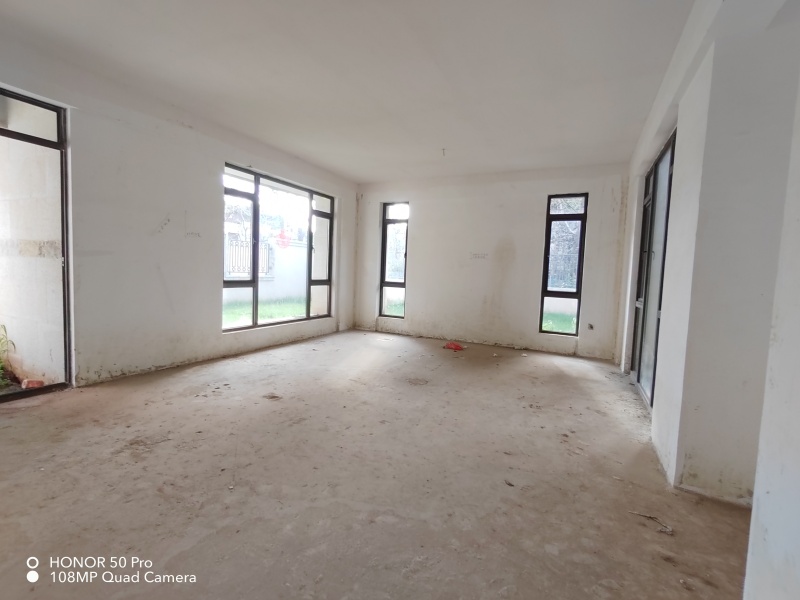 5室2廳2陽臺 昆明恒大云璽別墅客廳