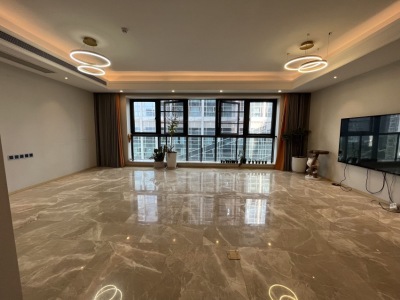 4室2廳2陽(yáng)臺(tái) 俊發(fā)逸天峰