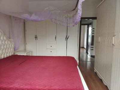 2室2廳1陽臺 佳湖花園