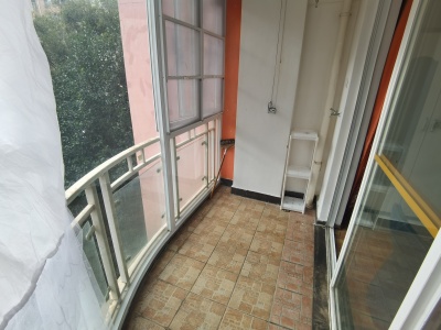 1室1廳1陽(yáng)臺(tái) 葵花公社