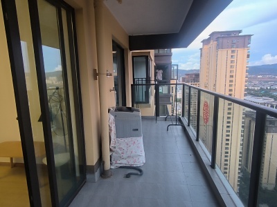 3室2廳1陽臺 呈貢吾悅廣場