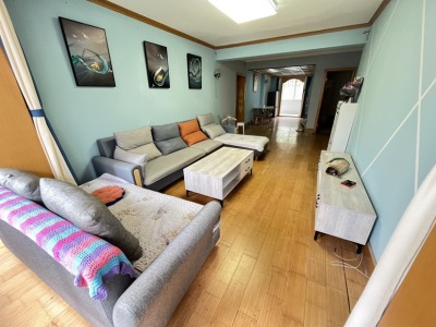 3室2廳2陽臺 鑫龍小區(qū)北區(qū)