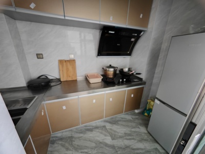 3室2廳1陽(yáng)臺(tái) 金科陽(yáng)光里