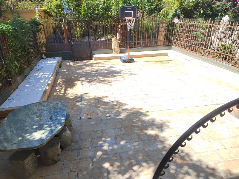 3室2廳2陽(yáng)臺(tái) 滇池森林別墅自家花園