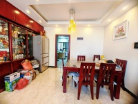 4室2廳1陽臺(tái) 同德昆明廣場(chǎng)A區(qū)餐廳