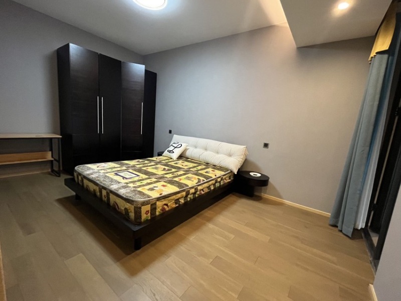 4室2廳2陽臺 俊發(fā)逸天峰臥室