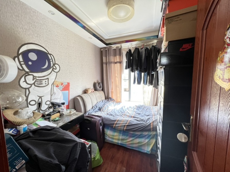 3室2廳1陽臺 華潤中央公園臥室