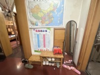 3室2廳1陽(yáng)臺(tái) 金實(shí)小區(qū)耀實(shí)園門(mén)廳