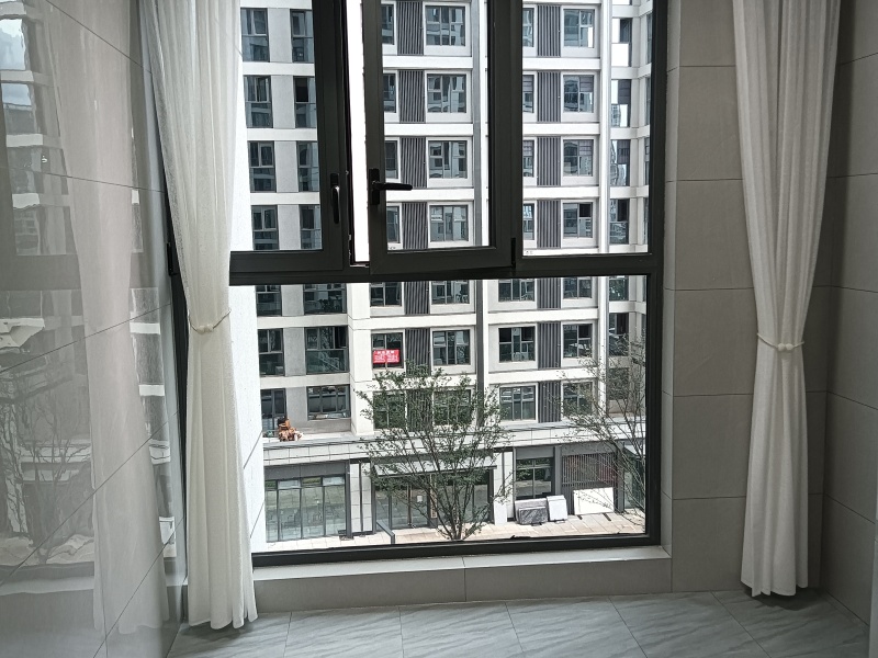 3室2廳1陽臺(tái) 俊發(fā)俊尚峰A4地塊陽臺(tái)