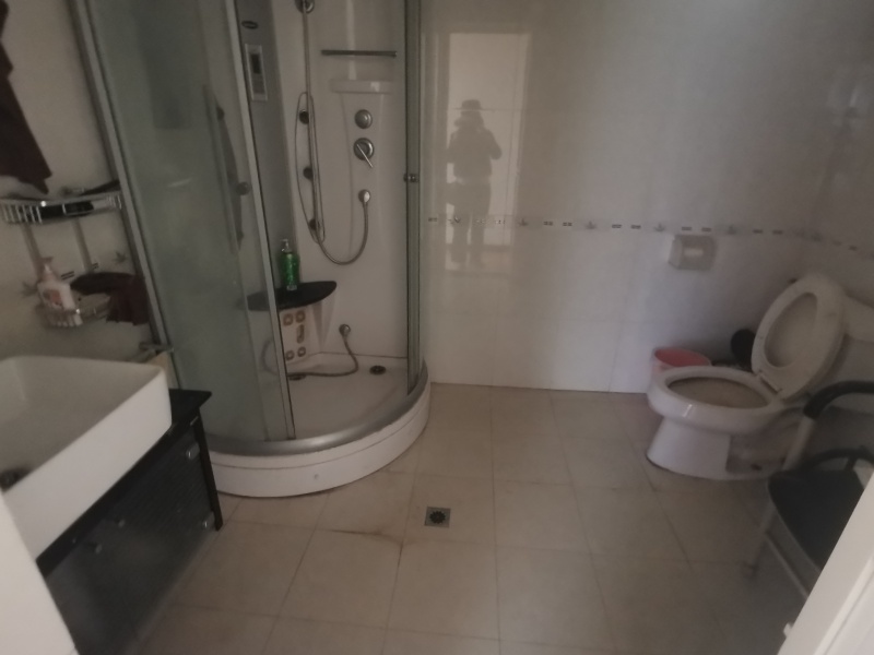 3室2廳1陽(yáng)臺(tái) 翠湖俊園衛(wèi)生間