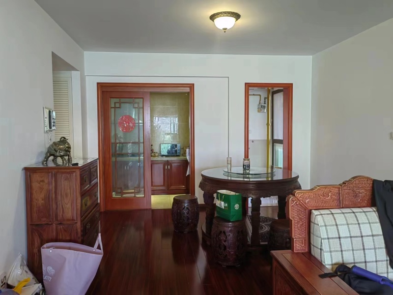 4室2廳2陽(yáng)臺(tái) 金域緹香餐廳