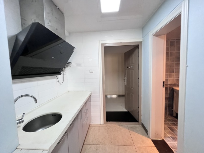 1室1廳1陽臺 廣福小區(qū)一期商業(yè)中心公寓廚房