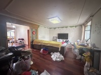 3室2廳1陽(yáng)臺(tái) 金實(shí)小區(qū)耀實(shí)園客廳