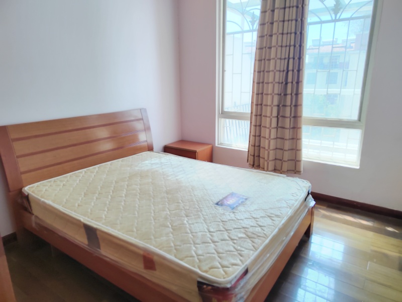 7室3廳2陽臺 夏意雅園別墅客廳