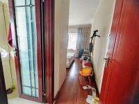 4室2廳1陽臺(tái) 同德昆明廣場(chǎng)A區(qū)臥室