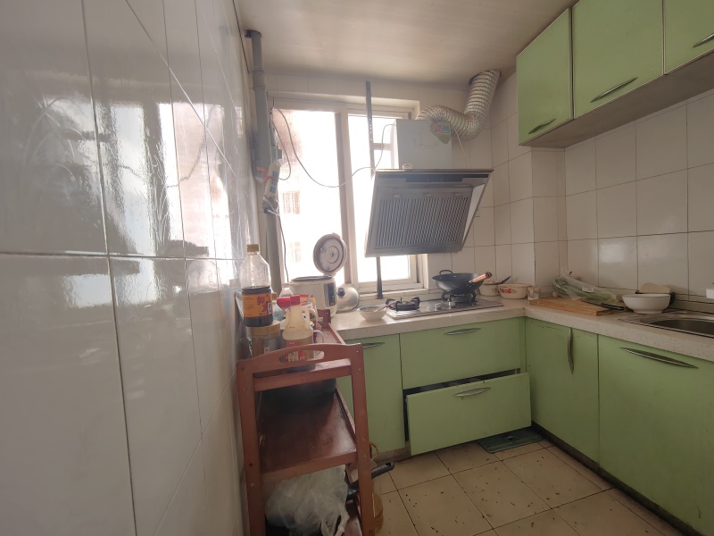 2室2廳1陽臺 東驤神駿一期廚房